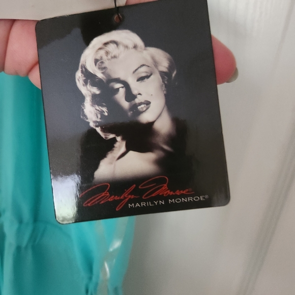 Romper - Picture 6 of 7